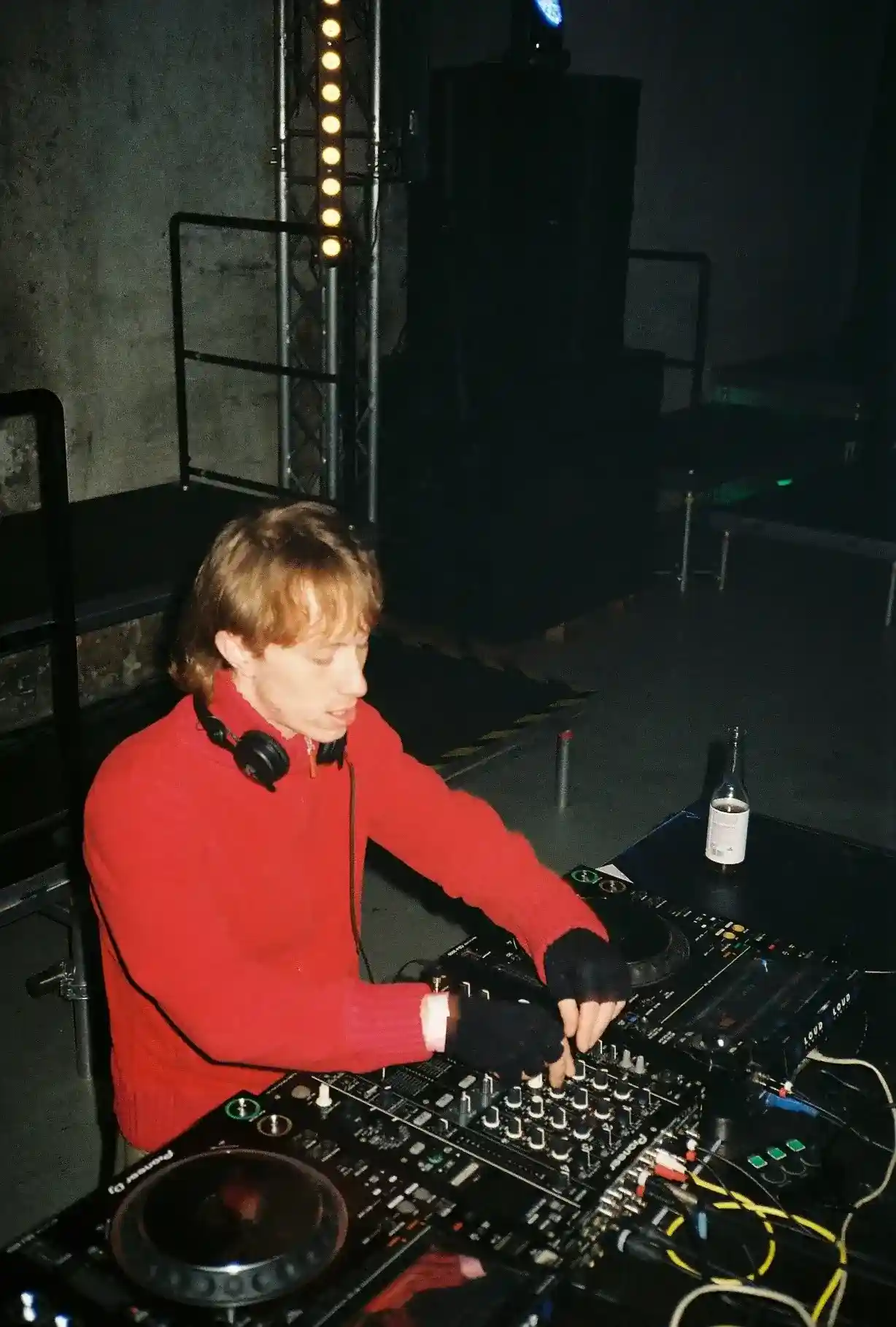 Nūr 15 • NYE w- keep hush - 2